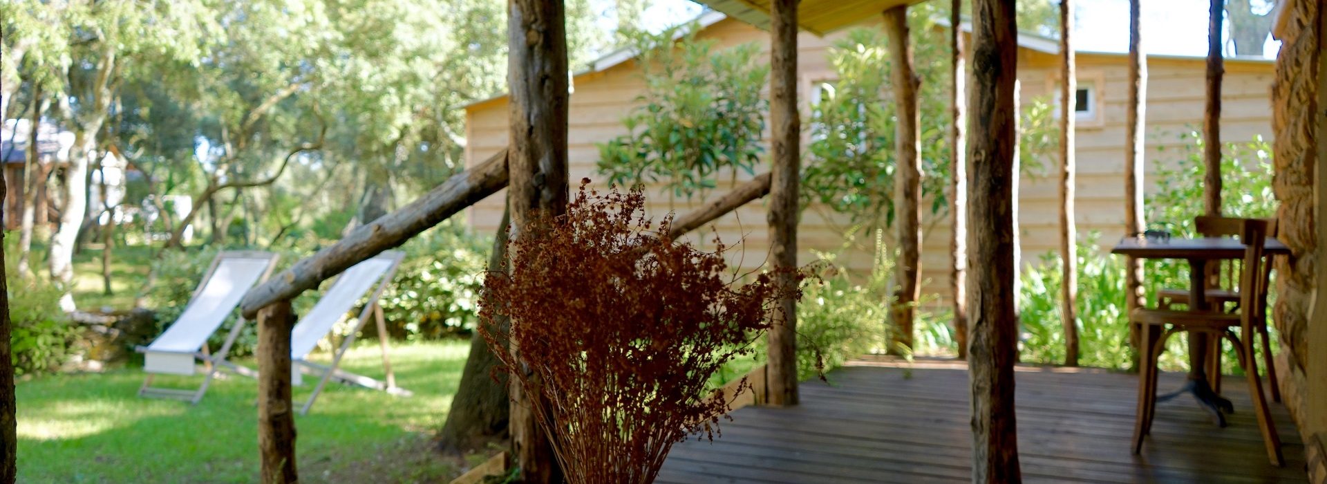 Cabane avec jacuzzi sud de France